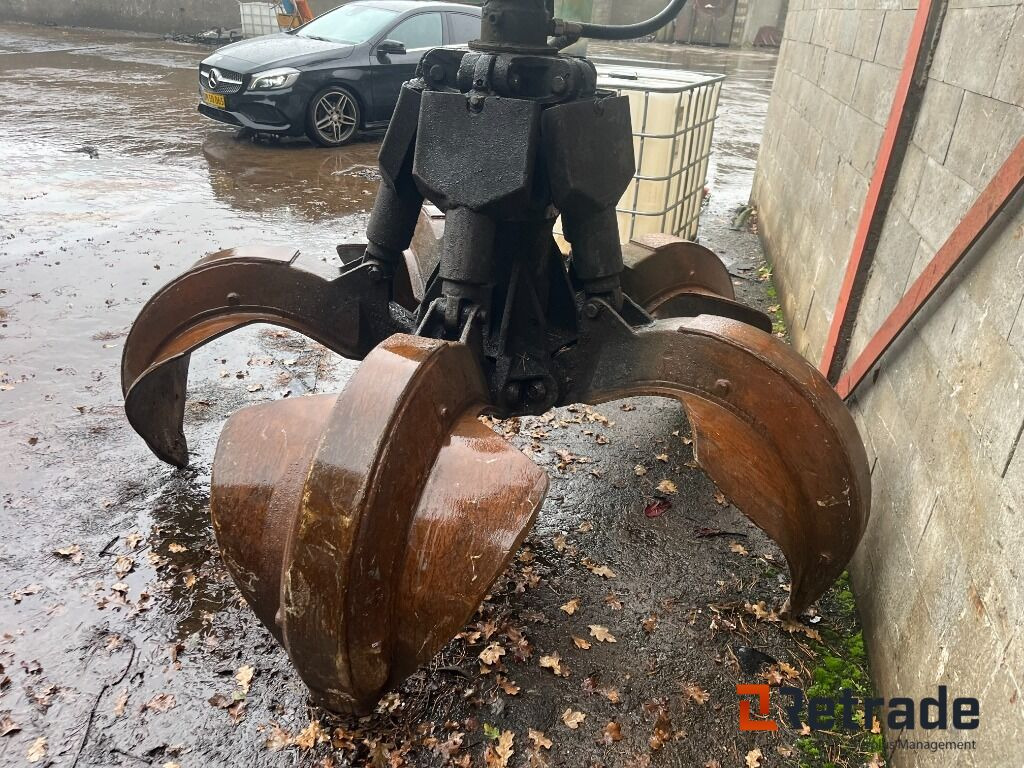 Knusnings- og sorteringsudstyr FUCHS MHL 320 - Skrot sorteringskran - Перегружатель: фото 4 Knusnings- og sorteringsudstyr FUCHS MHL 320 - Skrot sorteringskran - Перегружатель: фото 4