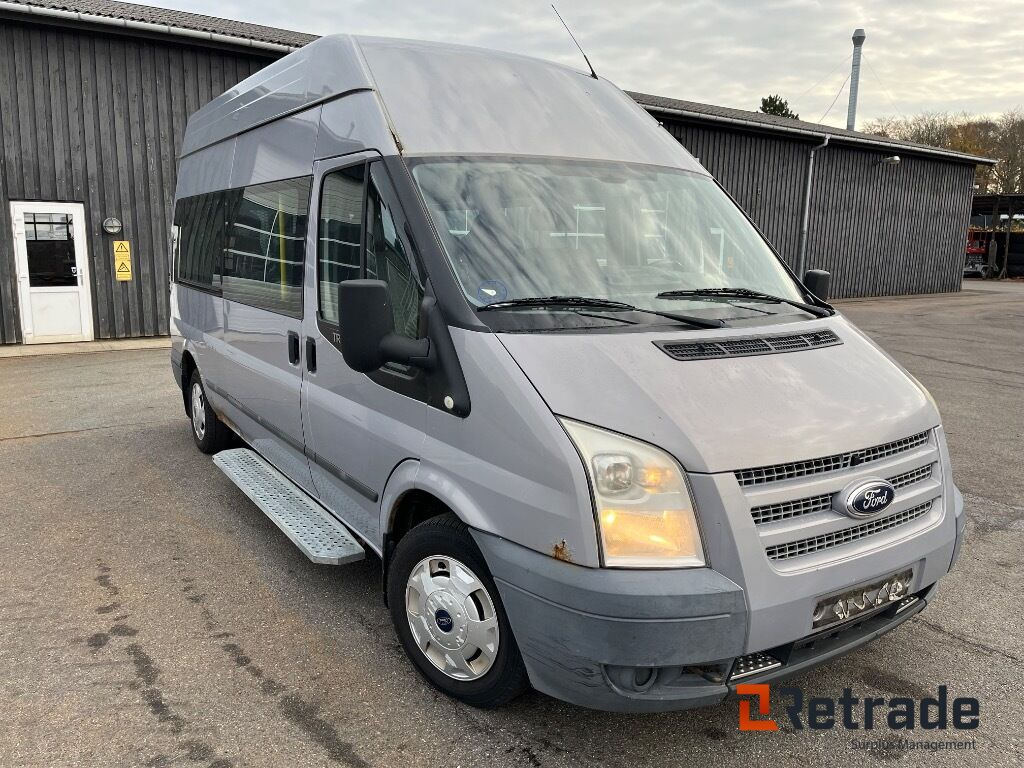 Minibus med lift FORD TRANSIT KOMBI 300L F 2,2 TDCI - Микроавтобус, Пассажирский фургон: фото 2 Minibus med lift FORD TRANSIT KOMBI 300L F 2,2 TDCI - Микроавтобус, Пассажирский фургон: фото 2