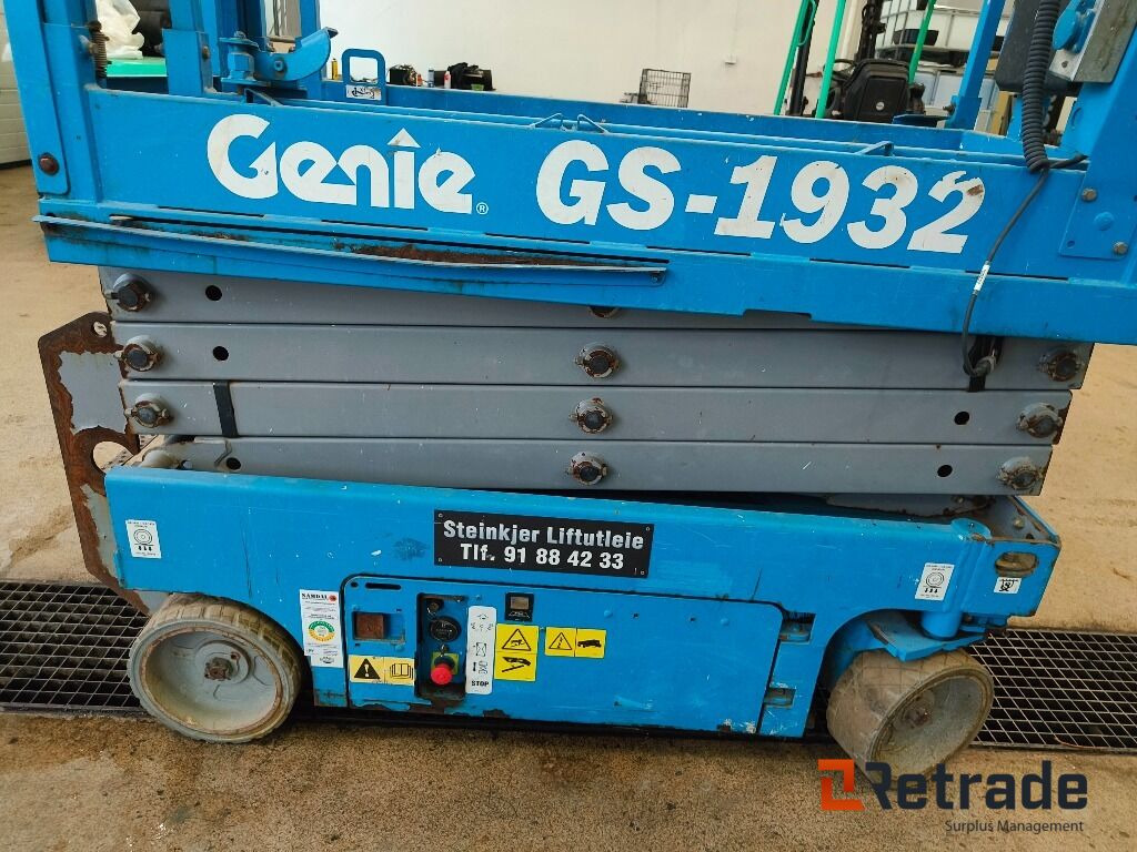 Sakselift Genie GS-1932 - Ножничный подъемник: фото 5 Sakselift Genie GS-1932 - Ножничный подъемник: фото 5