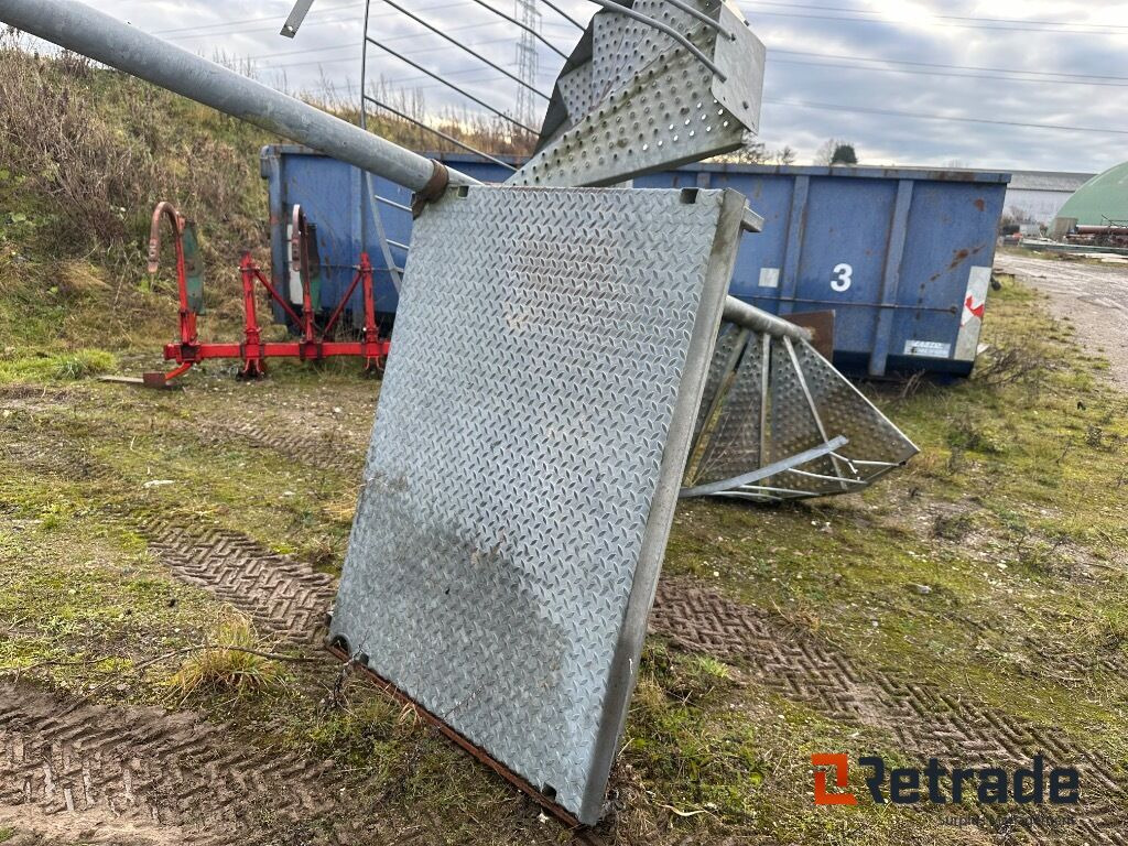 Trappe - Инструмент/ Оборудование: фото 3 Trappe - Инструмент/ Оборудование: фото 3