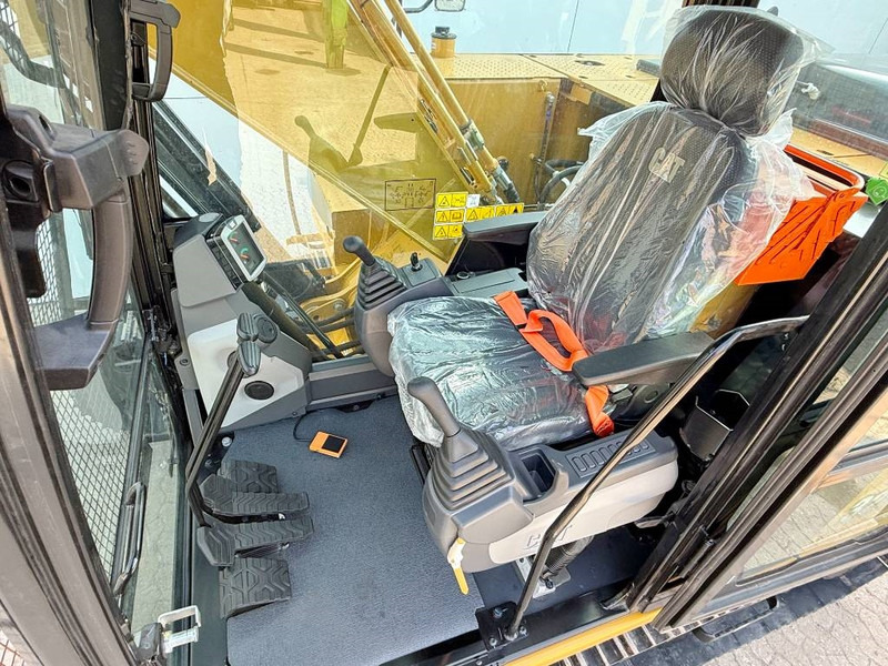 Гусеничный экскаватор Cat 320D3GC 2025 Model - New / Unused / Hammer Lines: фото 8