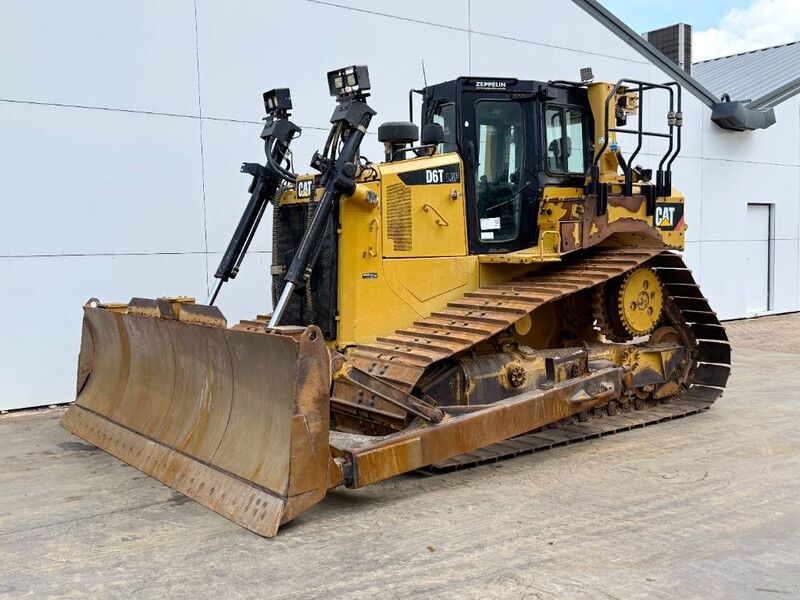 Cat D6T LGP - German Machine / Ripper Valve - Бульдозер: фото 1 Cat D6T LGP - German Machine / Ripper Valve - Бульдозер: фото 1