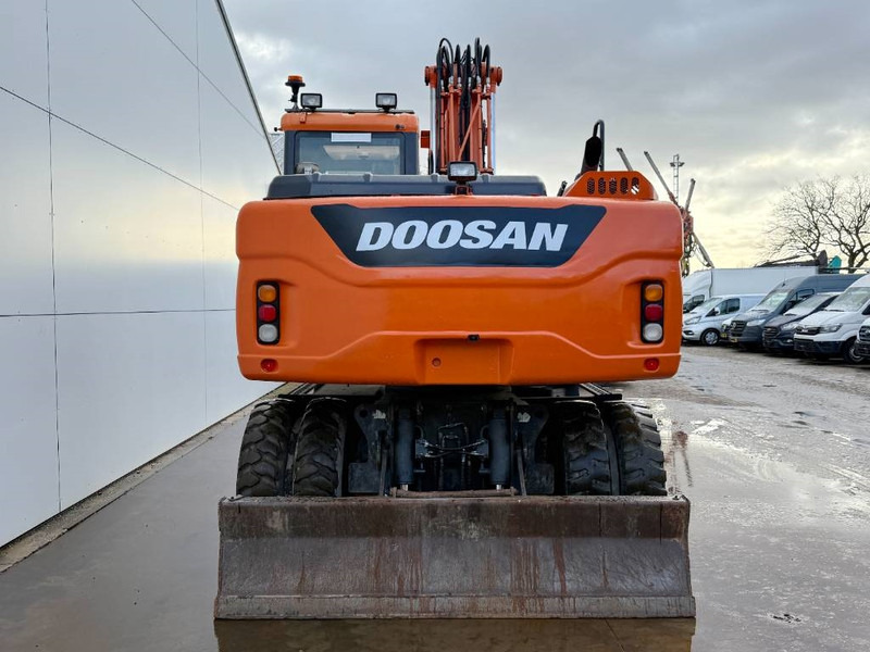 Doosan DX160W-3 - Hammer Lines / Triple Boom - Колёсный экскаватор: фото 4 Doosan DX160W-3 - Hammer Lines / Triple Boom - Колёсный экскаватор: фото 4