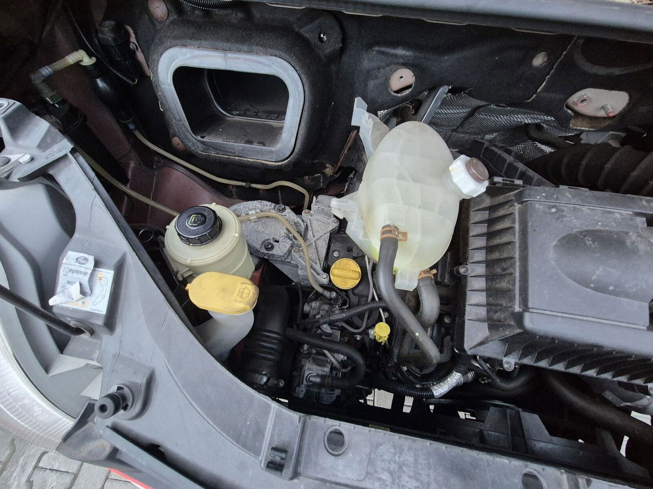 Новый Пожарная машина RENAULT Master 2.5 DCi / Like NEW LOW KM / 4 Seats: фото 27 Новый Пожарная машина RENAULT Master 2.5 DCi / Like NEW LOW KM / 4 Seats: фото 27