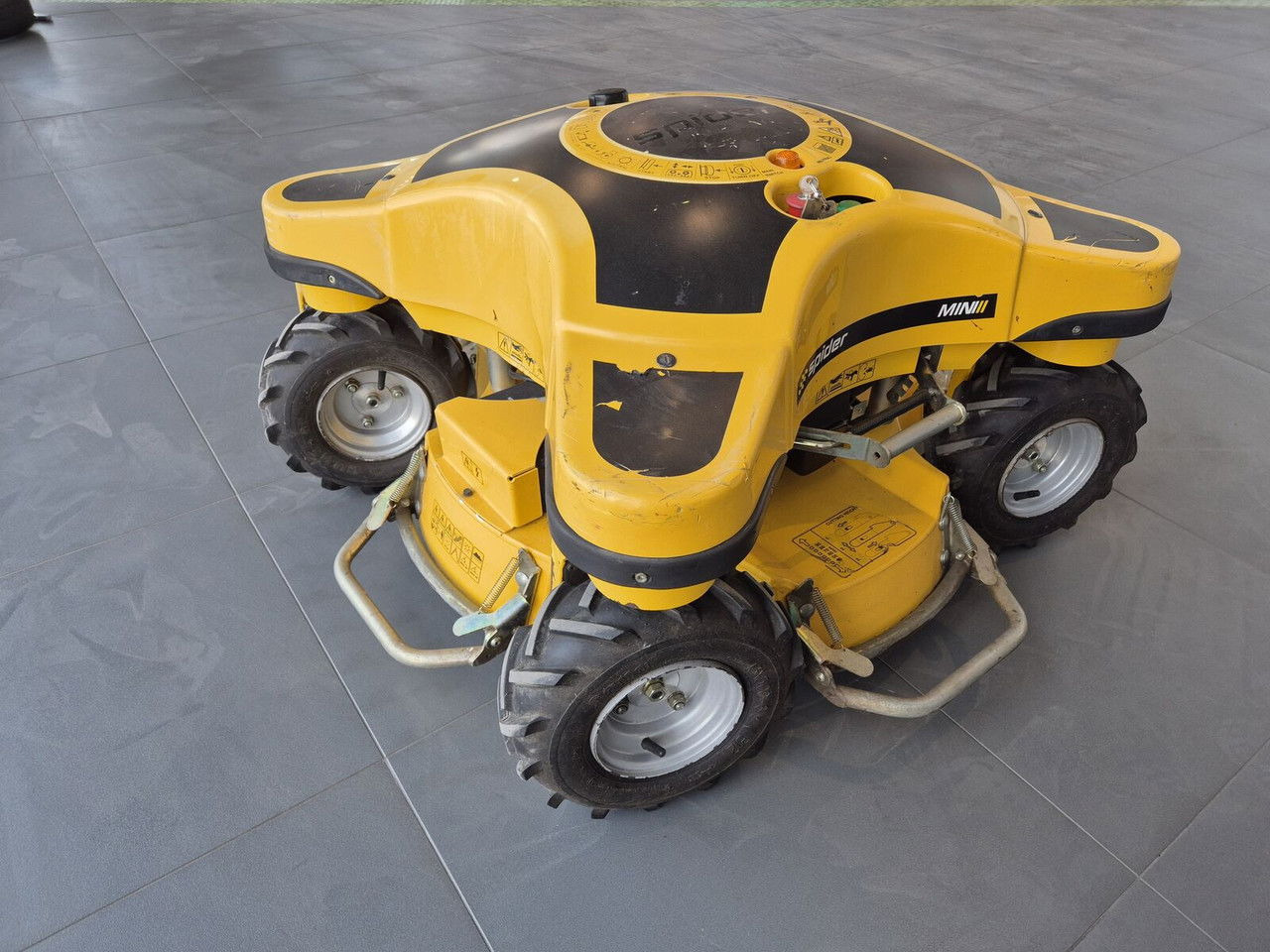 Spider MINI Mini Spider II / 4X4 / NEW Service / Works Great - Газонокосилка: фото 5 Spider MINI Mini Spider II / 4X4 / NEW Service / Works Great - Газонокосилка: фото 5