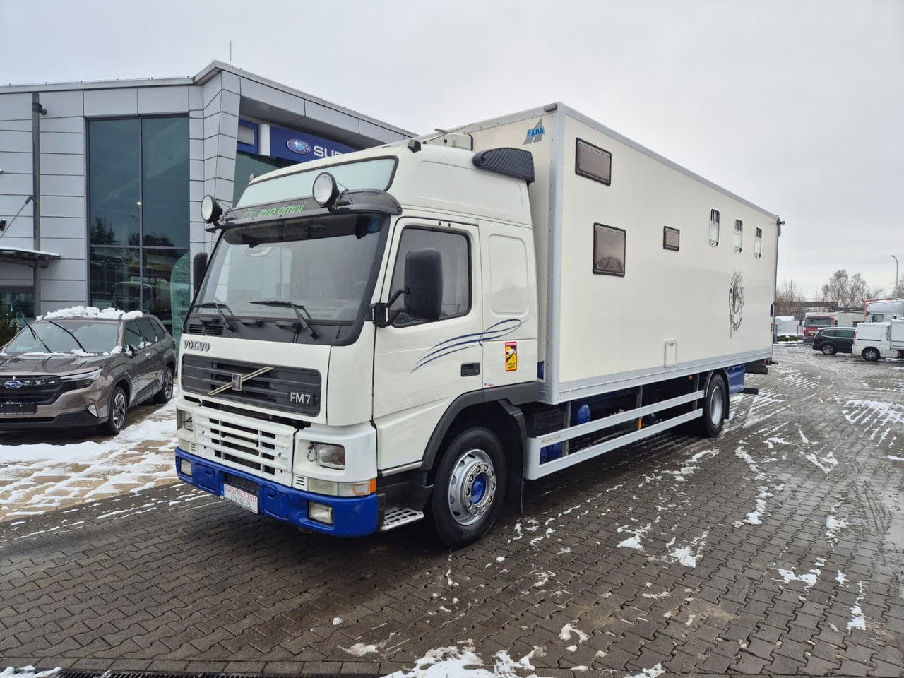 Volvo FM 7 5 Horses / Live Cabin / 1 Owner / Serviced - Коневоз: фото 1 Volvo FM 7 5 Horses / Live Cabin / 1 Owner / Serviced - Коневоз: фото 1