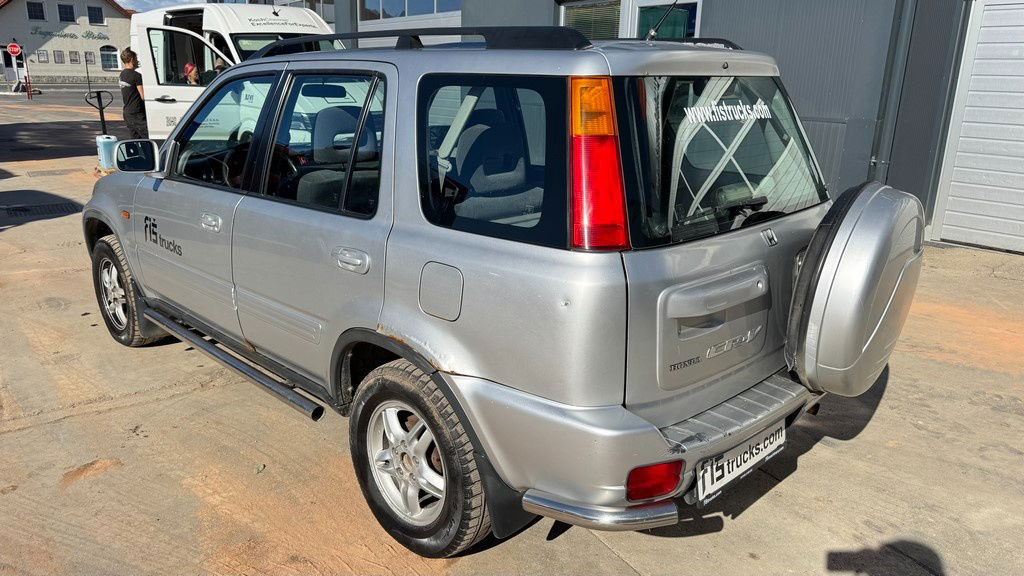 Honda CRV 2.0 - Petrol - AIR Condition - 5 Doors - Внедорожник: фото 5 Honda CRV 2.0 - Petrol - AIR Condition - 5 Doors - Внедорожник: фото 5