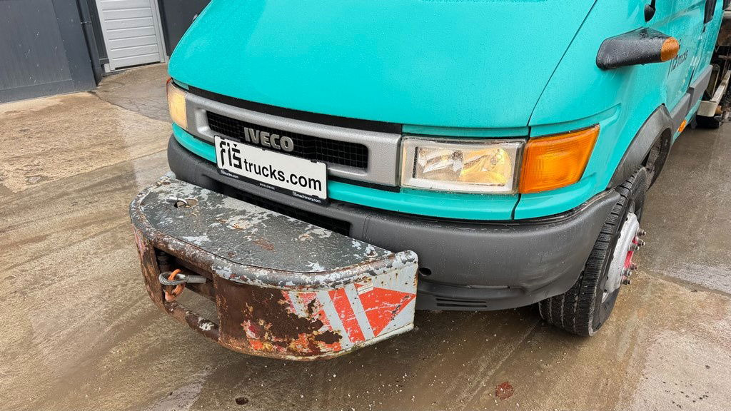 Iveco Daily 65 C15 stake body - Hiab 045-3 - 7.5M - Малотоннажный бортовой грузовик: фото 2 Iveco Daily 65 C15 stake body - Hiab 045-3 - 7.5M - Малотоннажный бортовой грузовик: фото 2