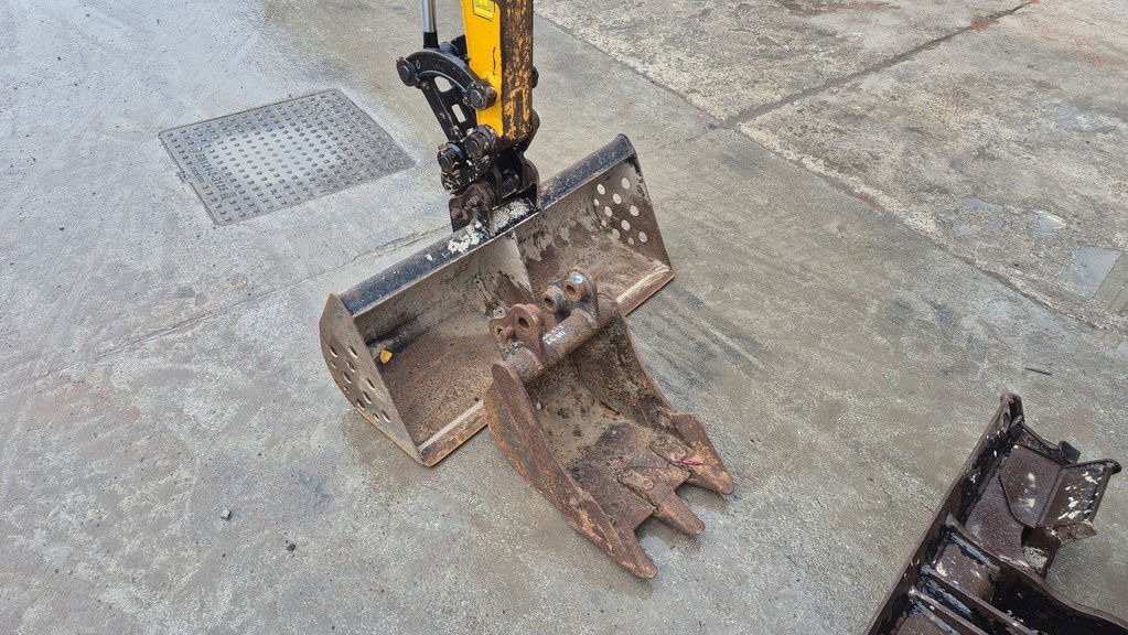 JCB 16C-1 - 2021 Year - 955 Working Hours - Мини-экскаватор: фото 4 JCB 16C-1 - 2021 Year - 955 Working Hours - Мини-экскаватор: фото 4