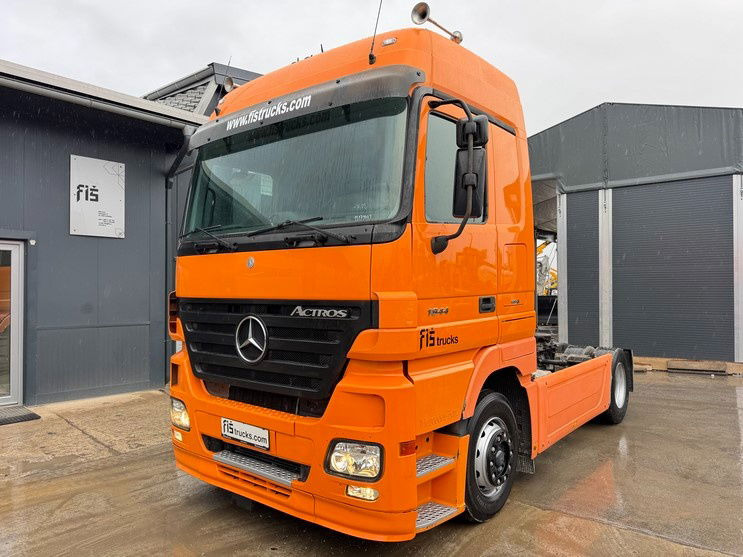 Mercedes-Benz Actros 1844 4x2 - tractor unit - retarder - Тягач: фото 1 Mercedes-Benz Actros 1844 4x2 - tractor unit - retarder - Тягач: фото 1