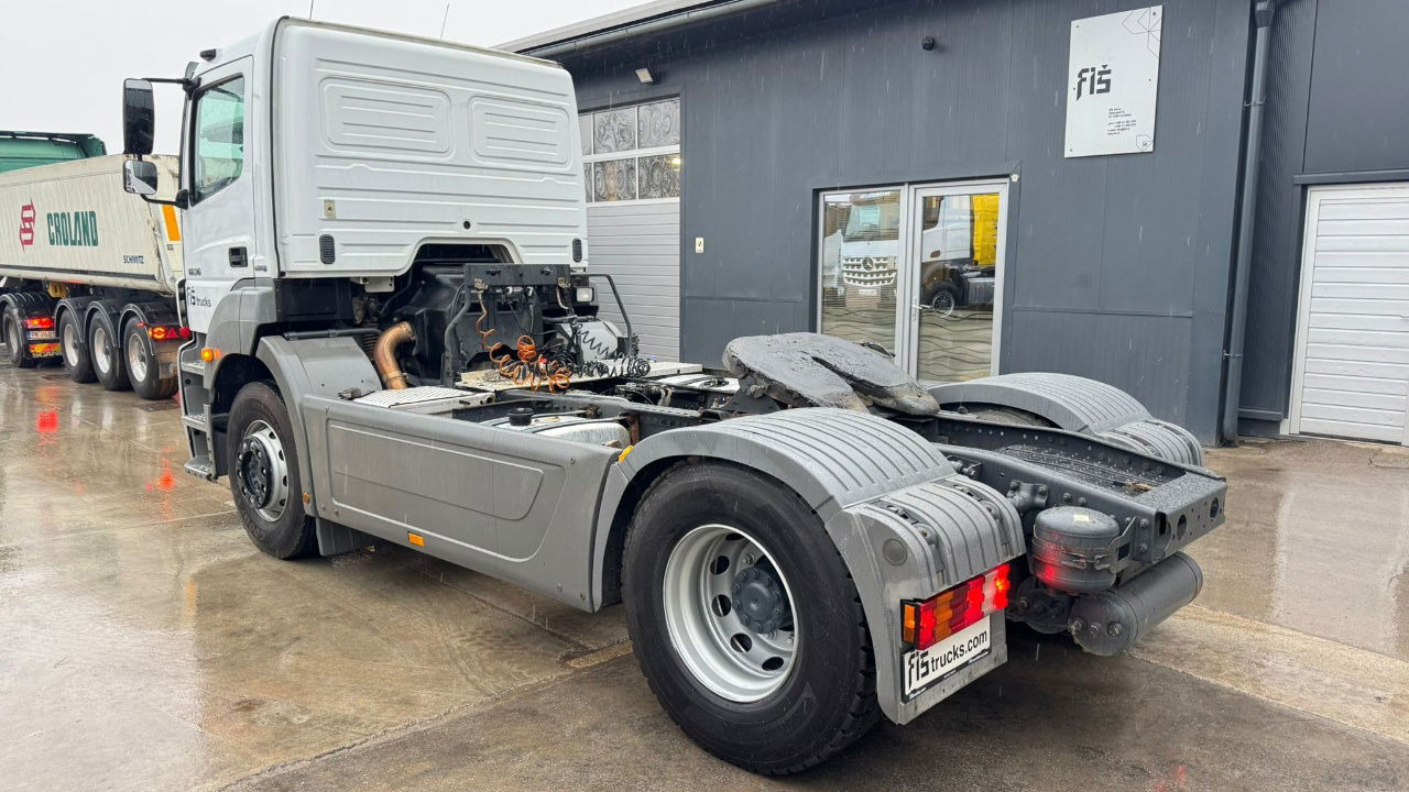 Mercedes-Benz Axor 1836 4x2 tipper hydraulics - Тягач: фото 4 Mercedes-Benz Axor 1836 4x2 tipper hydraulics - Тягач: фото 4