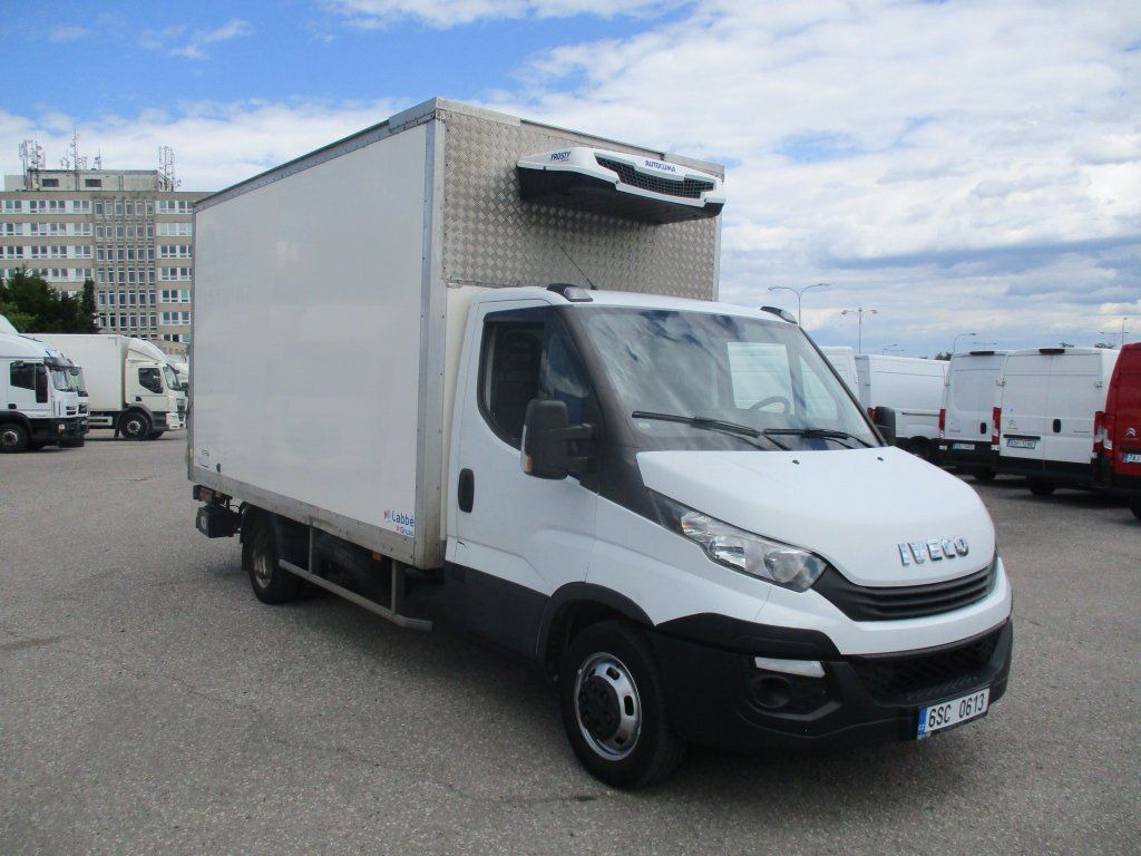 Iveco Daily 35C16 Dhollandia - Фургон-рефрижератор: фото 3 Iveco Daily 35C16 Dhollandia - Фургон-рефрижератор: фото 3