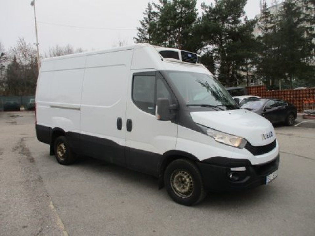 Iveco Daily 35S15V - Цельнометаллический фургон: фото 1 Iveco Daily 35S15V - Цельнометаллический фургон: фото 1