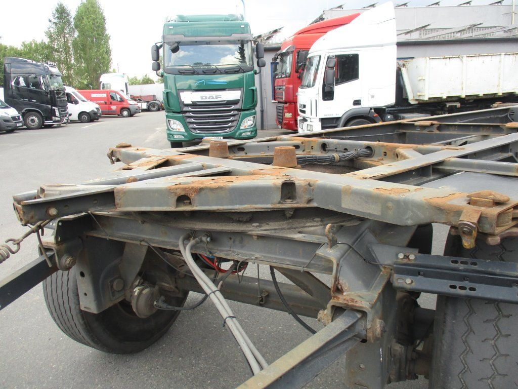 Прицеп-контейнеровоз/ Сменный кузов Krone BDF: фото 9 Прицеп-контейнеровоз/ Сменный кузов Krone BDF: фото 9