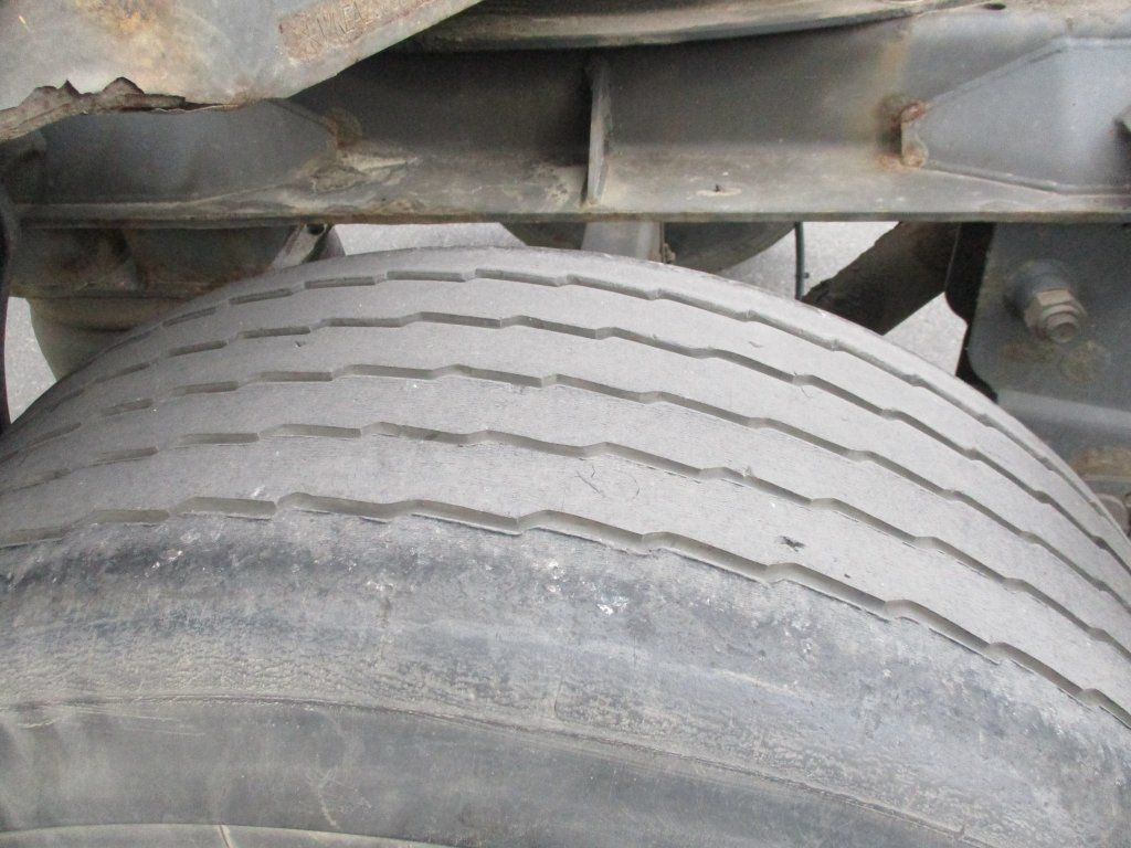 Прицеп-контейнеровоз/ Сменный кузов Krone BDF: фото 16 Прицеп-контейнеровоз/ Сменный кузов Krone BDF: фото 16