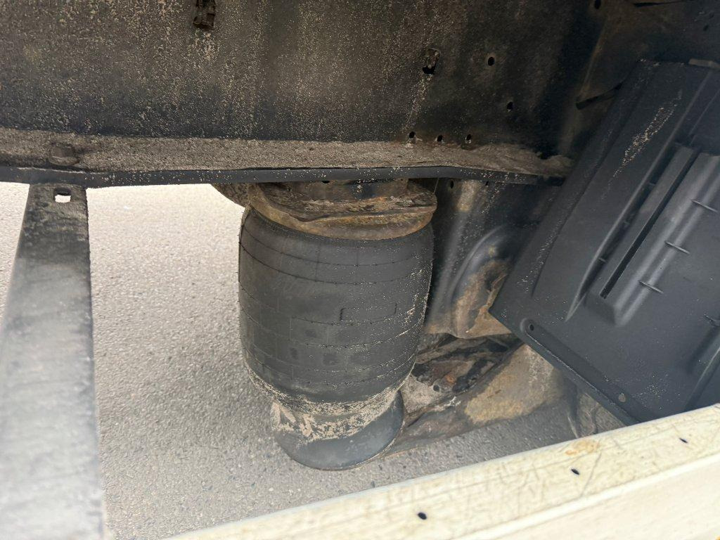 Тентованный полуприцеп Krone SD MEGA/lowdeck: фото 11