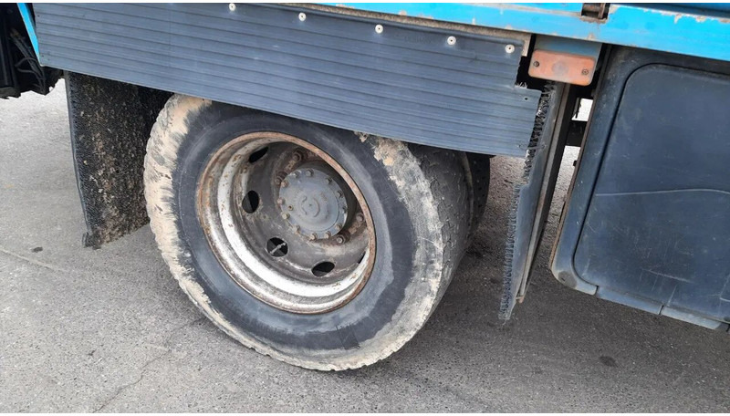 Тентованный грузовик Volvo FL 240: фото 8