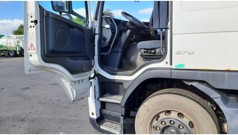 Volvo FM 370 - Тентованный грузовик: фото 3 Volvo FM 370 - Тентованный грузовик: фото 3