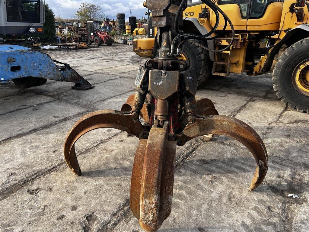 Fuchs MHL350 D - Перегружатель: фото 4 Fuchs MHL350 D - Перегружатель: фото 4