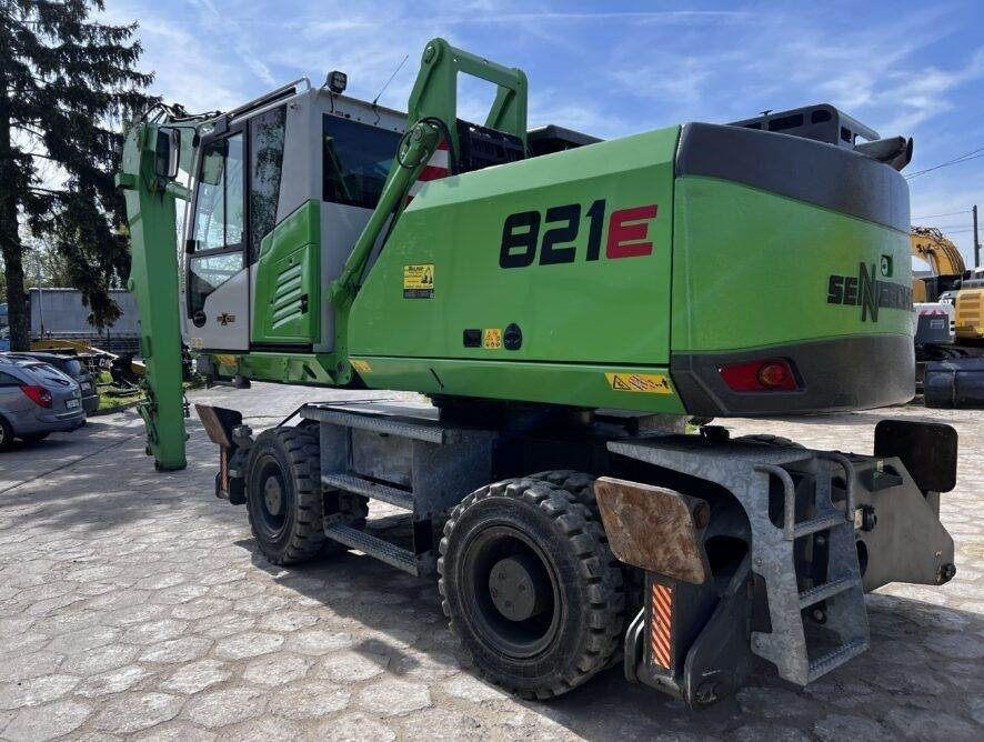 Sennebogen 821 K10 ULM - Перегружатель: фото 2 Sennebogen 821 K10 ULM - Перегружатель: фото 2