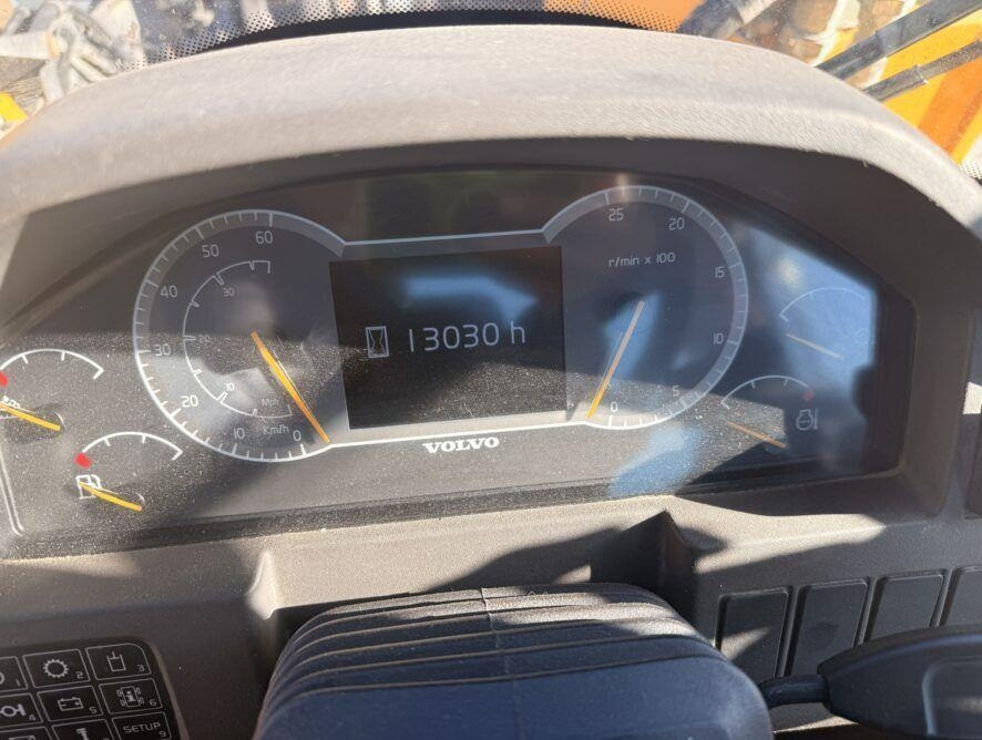 Volvo L110H - Колёсный погрузчик: фото 3 Volvo L110H - Колёсный погрузчик: фото 3