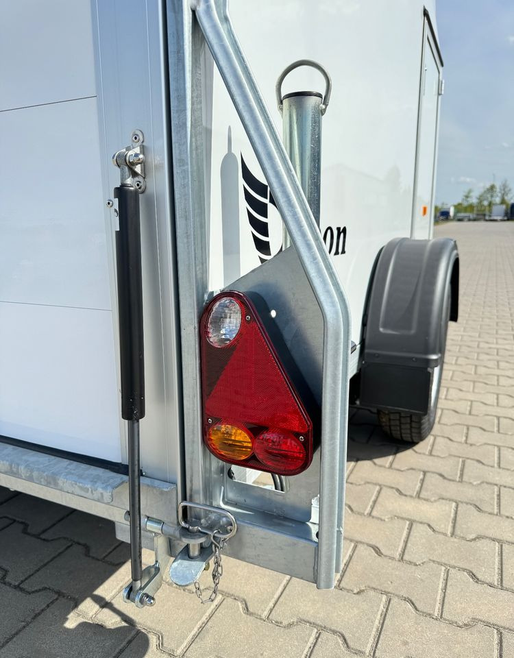 DEBON Debon Cargo 1300 + drzwi boczne | 300 x 150 x 170 cm / 750 - 1300 kg - Прицеп-фургон: фото 5 DEBON Debon Cargo 1300 + drzwi boczne | 300 x 150 x 170 cm / 750 - 1300 kg - Прицеп-фургон: фото 5