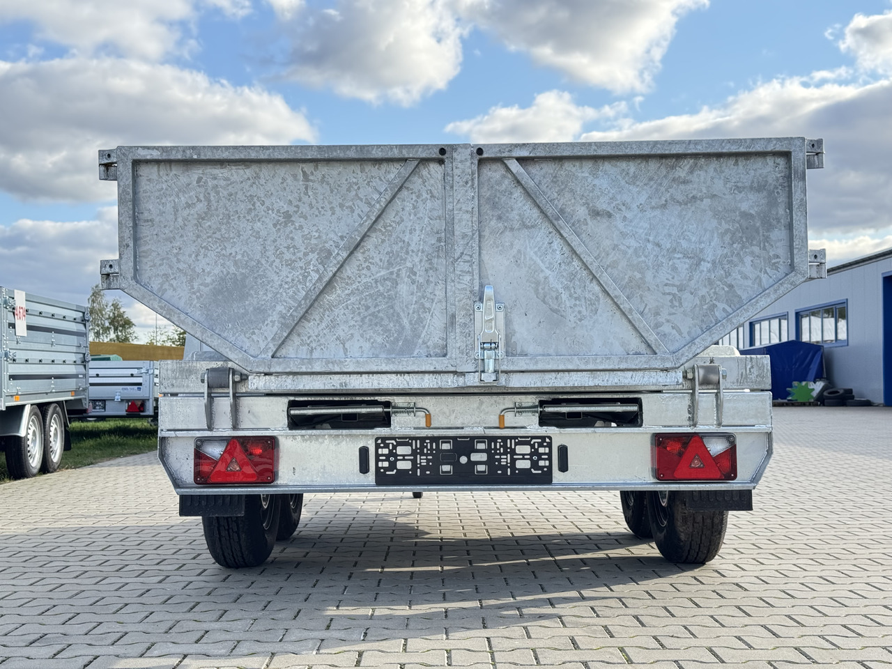 NIEWIADÓW KPW3530.18HT EPP | 300×180cm / 3500kg / kiper wywrotka tipper, muldenkipper - Самосвальный прицеп: фото 4 NIEWIADÓW KPW3530.18HT EPP | 300×180cm / 3500kg / kiper wywrotka tipper, muldenkipper - Самосвальный прицеп: фото 4