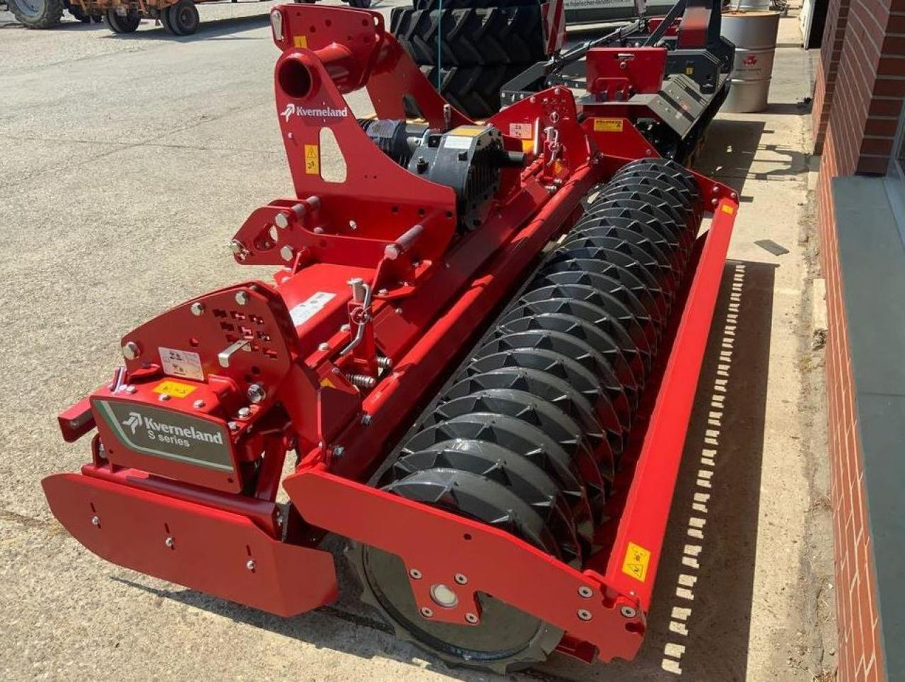 Kverneland S-SERIE ACTILINE - Активная борона: фото 2 Kverneland S-SERIE ACTILINE - Активная борона: фото 2