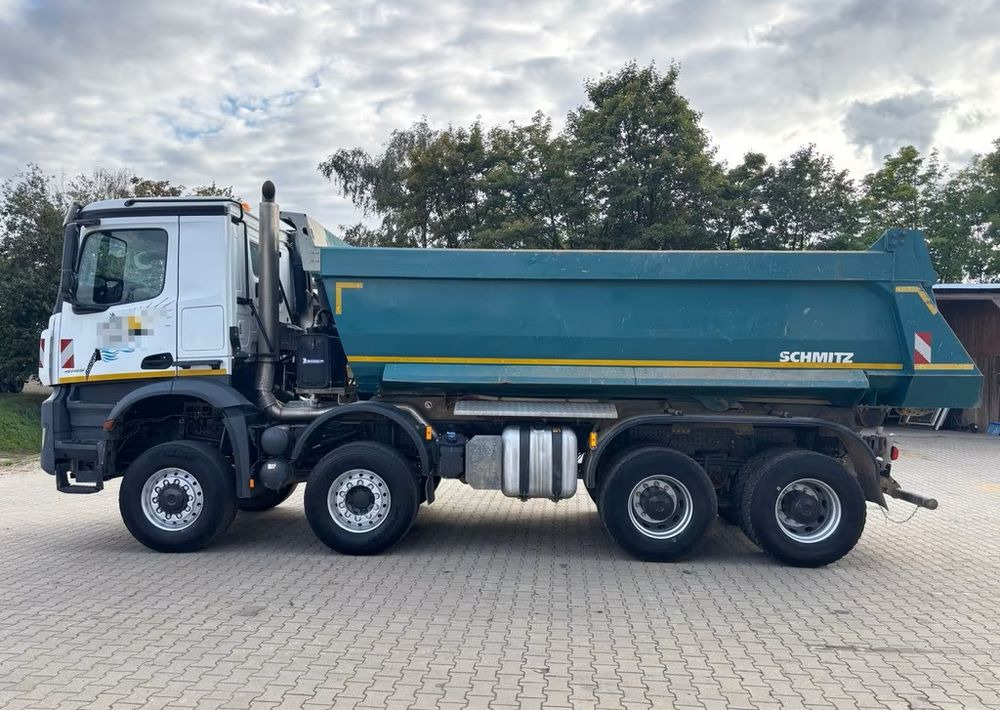 Mercedes-Benz Arocs 4145 AK 8x6 | Wywrotka trójstronna Schmitz Mulde | Klima | Kamera | - Самосвал: фото 4 Mercedes-Benz Arocs 4145 AK 8x6 | Wywrotka trójstronna Schmitz Mulde | Klima | Kamera | - Самосвал: фото 4