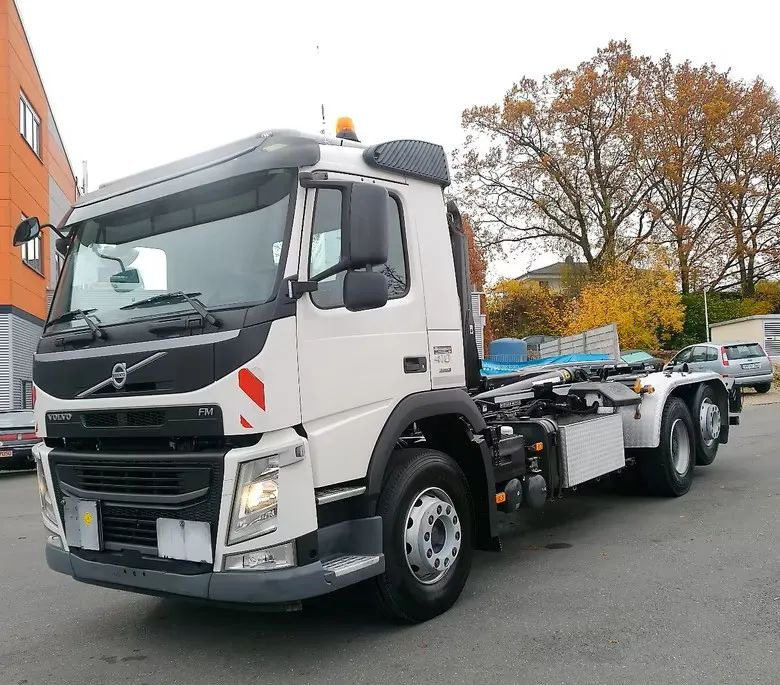 Volvo FM 410 • 6x2 • Meiller z systemem HDS (roll-off) • Euro 6 • Przebieg 251235 km • - Крюковой мультилифт: фото 3 Volvo FM 410 • 6x2 • Meiller z systemem HDS (roll-off) • Euro 6 • Przebieg 251235 km • - Крюковой мультилифт: фото 3