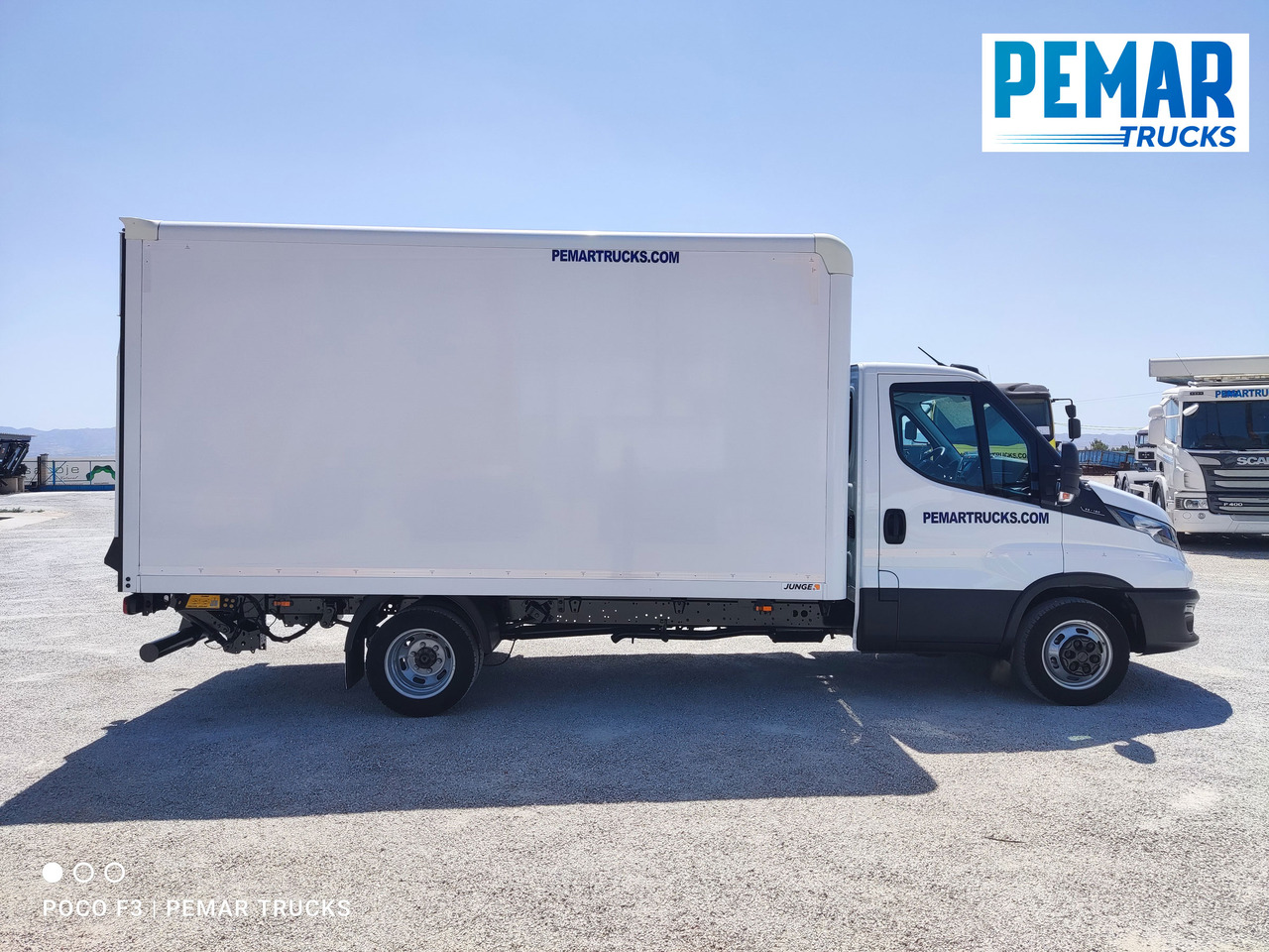 IVECO DAILY 35C16 CAJA CERRADA DOBLE RUEDA - Фургон с закрытым кузовом: фото 4 IVECO DAILY 35C16 CAJA CERRADA DOBLE RUEDA - Фургон с закрытым кузовом: фото 4