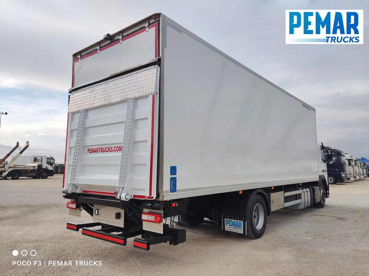 VOLVO FM 330 4X2 FRIGORIFICO 18T EURO 6 - Рефрижератор: фото 5 VOLVO FM 330 4X2 FRIGORIFICO 18T EURO 6 - Рефрижератор: фото 5