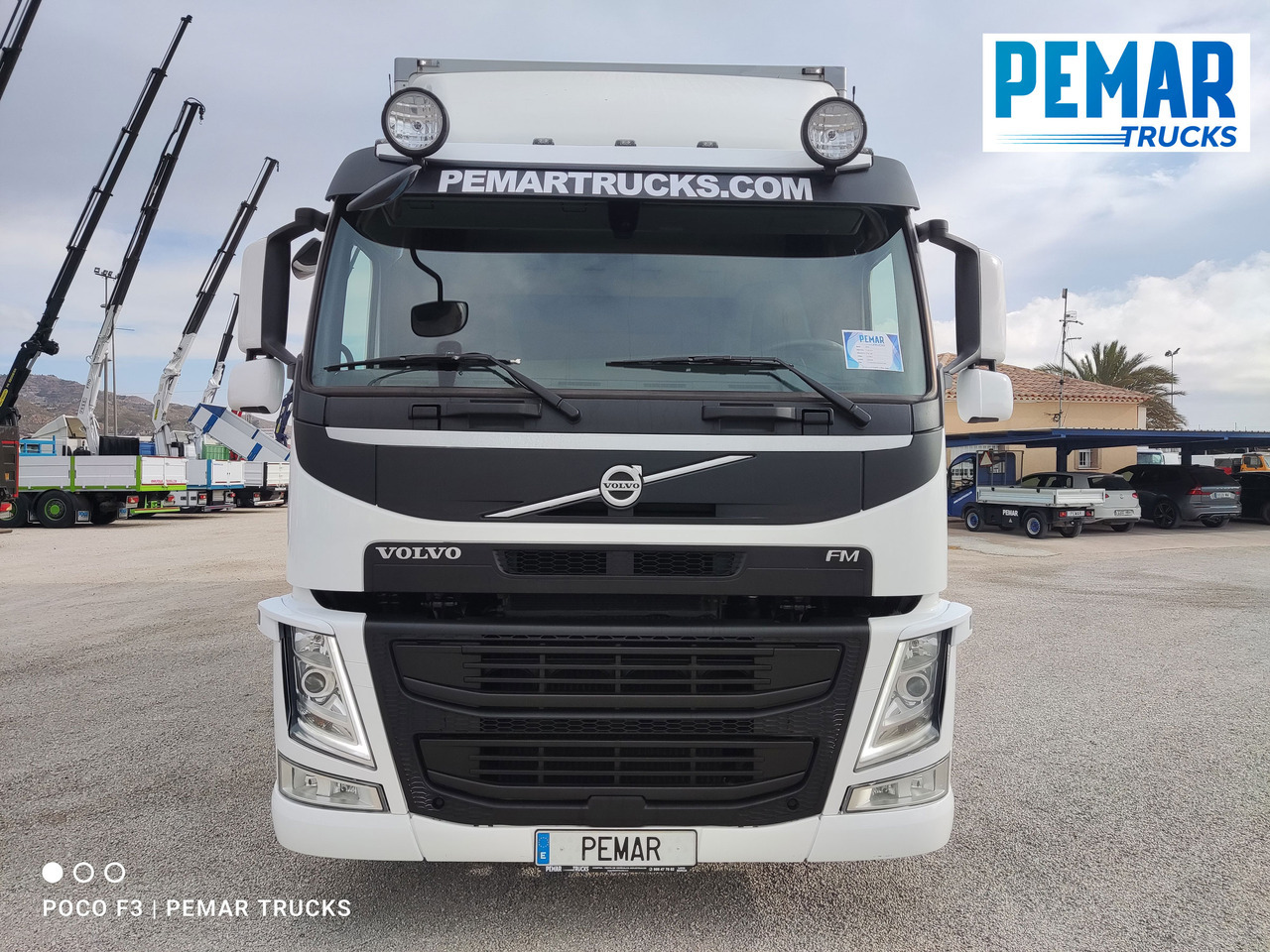 VOLVO FM 330 4X2 FRIGORIFICO 18T EURO 6 - Рефрижератор: фото 2 VOLVO FM 330 4X2 FRIGORIFICO 18T EURO 6 - Рефрижератор: фото 2