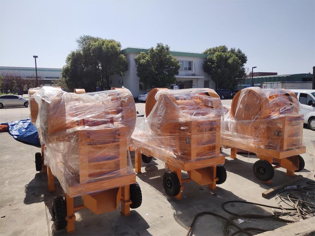 Kinglink Diesel engine Driven Portable Jaw Crusher - Щековая дробилка: фото 1 Kinglink Diesel engine Driven Portable Jaw Crusher - Щековая дробилка: фото 1