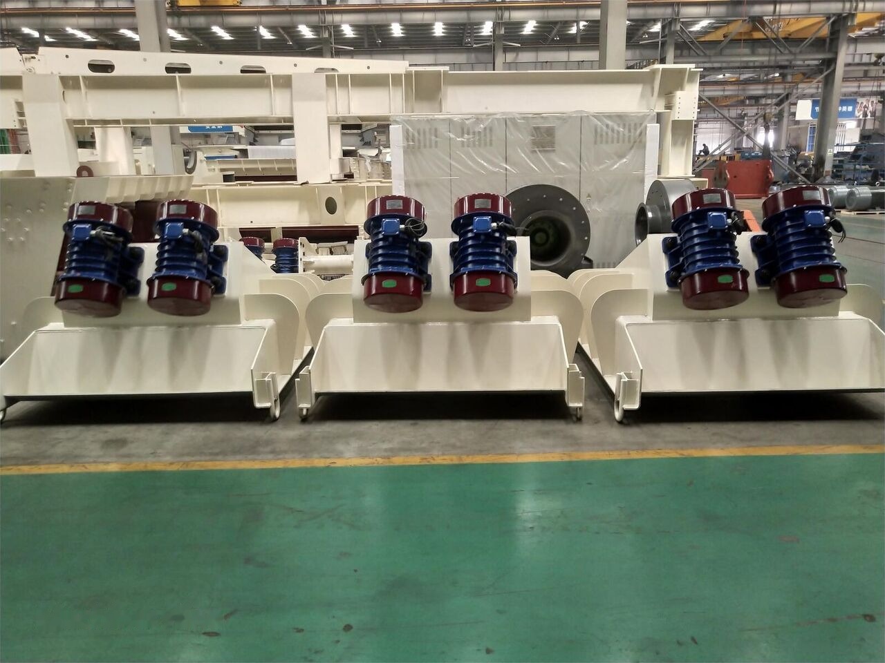 Kinglink Transit Hopper Pan Vibrating feeder GZG1012 - Горнодобывающая техника: фото 2 Kinglink Transit Hopper Pan Vibrating feeder GZG1012 - Горнодобывающая техника: фото 2