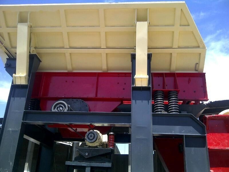 Kinglink Vibrating feeder ZSW380*96 - Горнодобывающая техника: фото 1 Kinglink Vibrating feeder ZSW380*96 - Горнодобывающая техника: фото 1