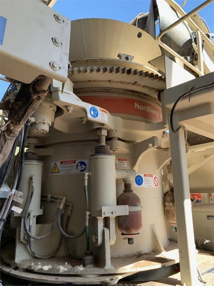 Metso LT200HP - Мобильная дробилка: фото 3 Metso LT200HP - Мобильная дробилка: фото 3