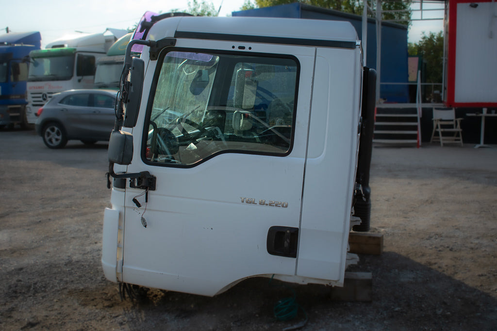 MAN TGL 8.220 - Кабина для Грузовиков: фото 3 MAN TGL 8.220 - Кабина для Грузовиков: фото 3