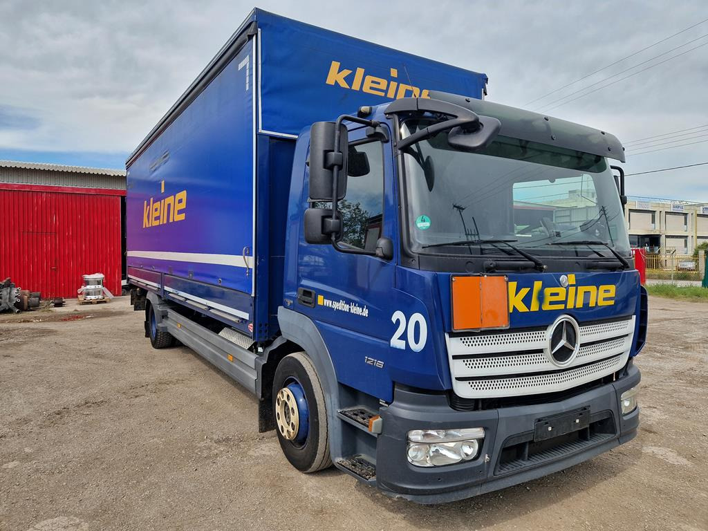 MERCEDES-BENZ ATEGO 1218 - Тентованный грузовик: фото 3 MERCEDES-BENZ ATEGO 1218 - Тентованный грузовик: фото 3