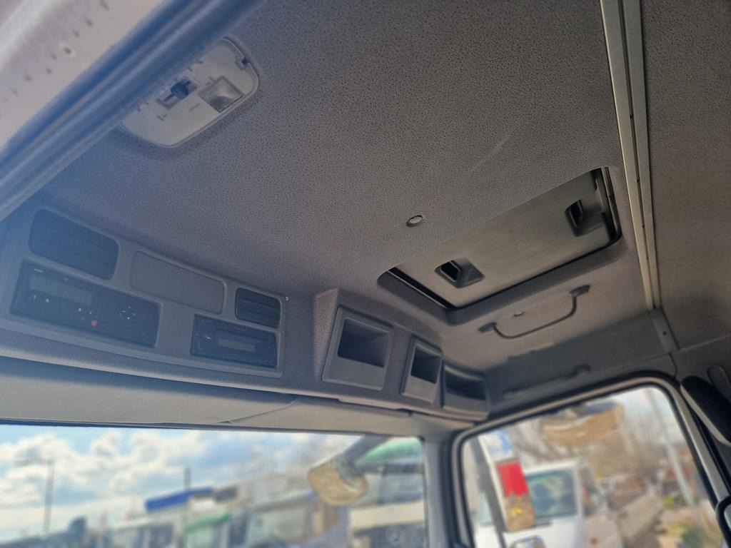 MERCEDES-BENZ ATEGO 816 - Тентованный грузовик: фото 4 MERCEDES-BENZ ATEGO 816 - Тентованный грузовик: фото 4