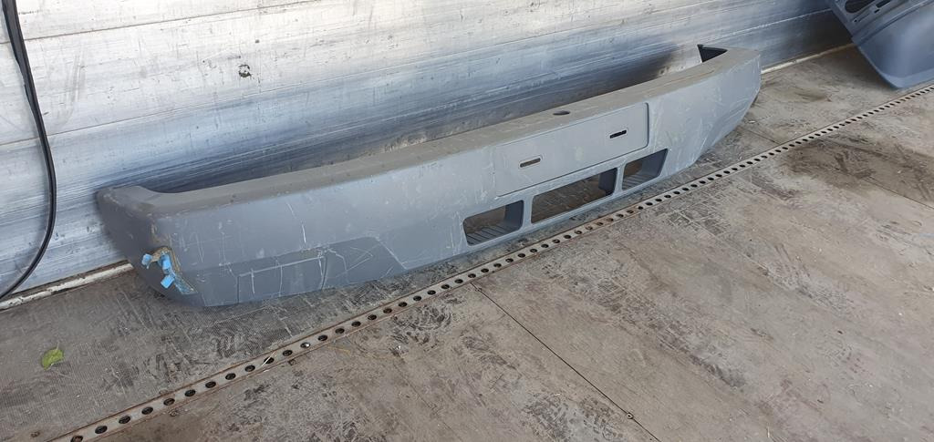 MERCEDES-BENZ VARIO - Бампер для Грузовиков: фото 3 MERCEDES-BENZ VARIO - Бампер для Грузовиков: фото 3