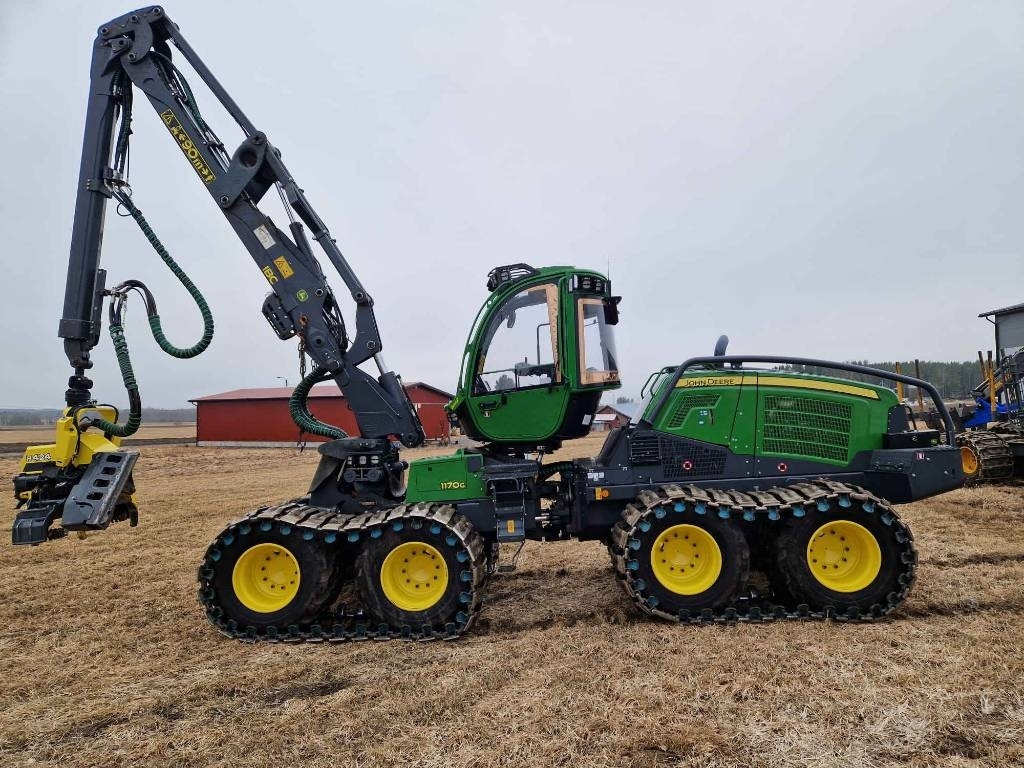 John Deere 1170 G - Харвестер: фото 1 John Deere 1170 G - Харвестер: фото 1