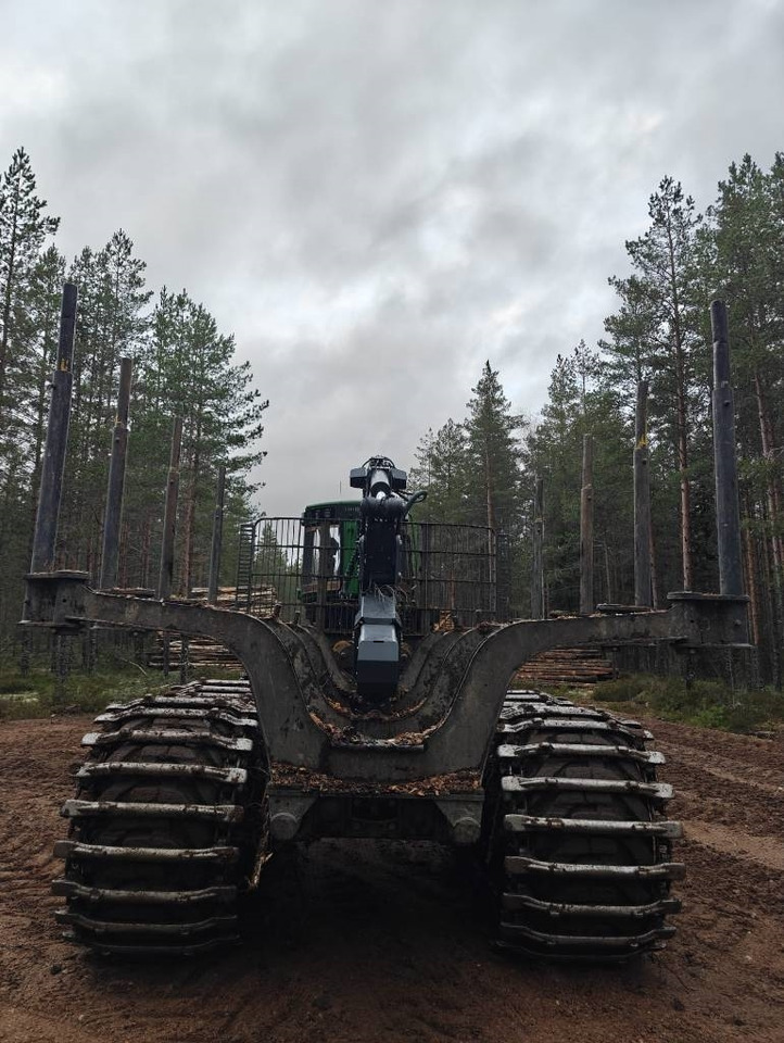 John Deere 1510 G - Форвардер: фото 4 John Deere 1510 G - Форвардер: фото 4