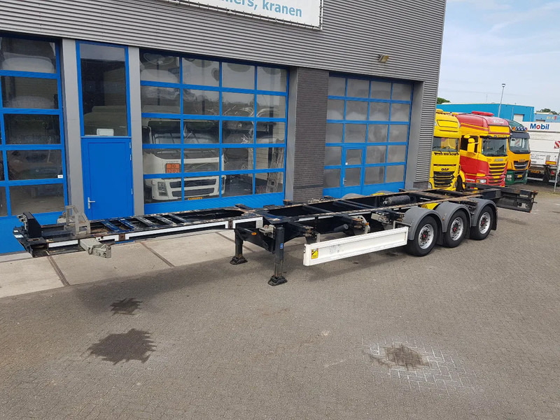 Renders 3DFCST multi chassis SAF Schijfremmen - Полуприцеп-контейнеровоз/ Сменный кузов: фото 1 Renders 3DFCST multi chassis SAF Schijfremmen - Полуприцеп-контейнеровоз/ Сменный кузов: фото 1