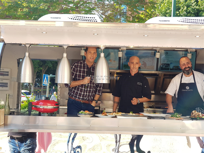 Yowon customized concession food trailer catering cart - Торговый прицеп: фото 5 Yowon customized concession food trailer catering cart - Торговый прицеп: фото 5