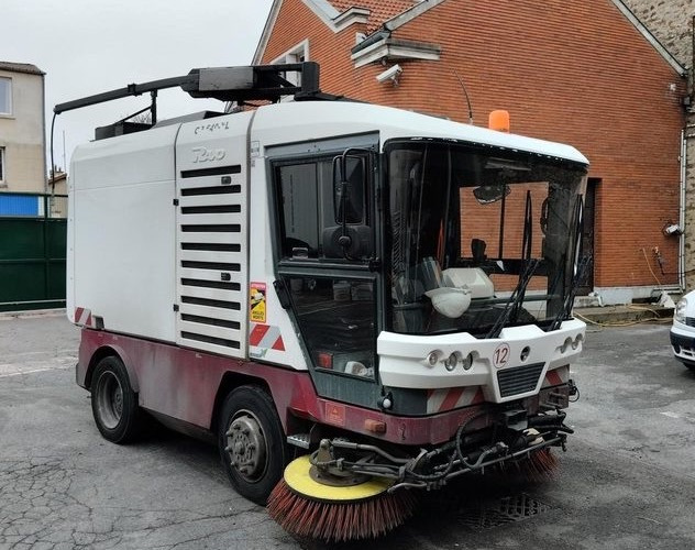 Ravo 540XL/545XL Kehrmaschine wie Citycat Cityfant Dulevo - Коммунальная/ Специальная техника: фото 2 Ravo 540XL/545XL Kehrmaschine wie Citycat Cityfant Dulevo - Коммунальная/ Специальная техника: фото 2