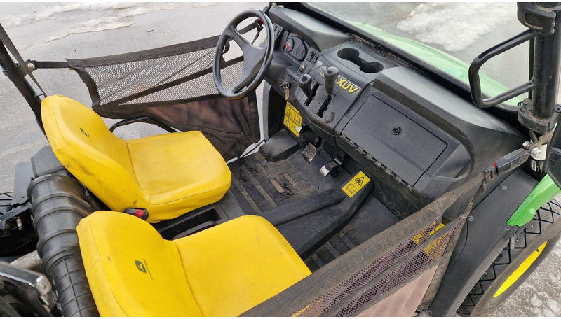 Квадроцикл John Deere GATOR XUV 550 4X4: фото 7 Квадроцикл John Deere GATOR XUV 550 4X4: фото 7