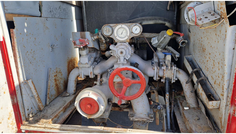 Mercedes-Benz 1113 4X4 new tank - Пожарная машина: фото 5 Mercedes-Benz 1113 4X4 new tank - Пожарная машина: фото 5