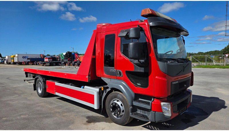 Volvo FL250 4X2 - Эвакуатор: фото 2 Volvo FL250 4X2 - Эвакуатор: фото 2