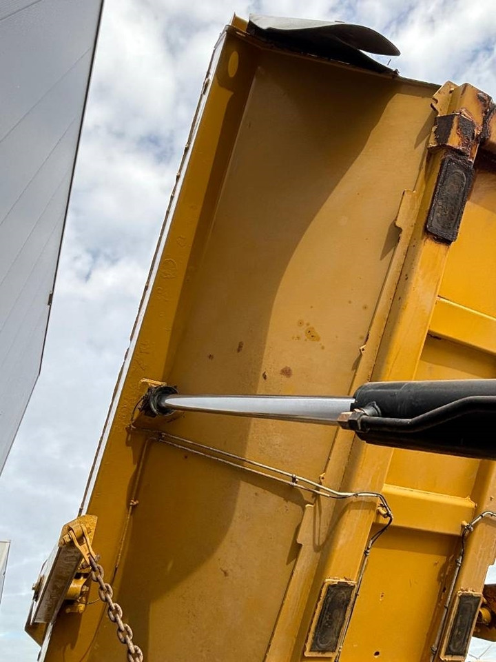 Сочленённый самосвал CAT 745 C: фото 22